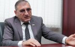 Məktəblərdə pul yığılmasına imkan yaradan valideynlərdir — Deputatdan qalmaqallı AÇIQLAMA