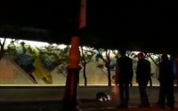 Bakıda dəhşətli qəza-sürücü bir neçə yerə parçalandı — VİDEO (+18)