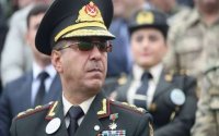 Həbsxanada özünə ad günü edən general - DOSYE