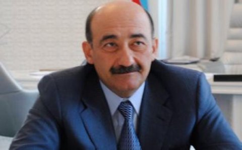 Əbülfəz Qarayev hansı müğənniləri cəzalandırıb-SİYAHI