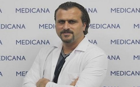Türkiyəli jurnalist Elnuru itlə müqayisə etdi