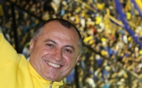 Tualetdən məşhur milyarderin meyiti tapıldı