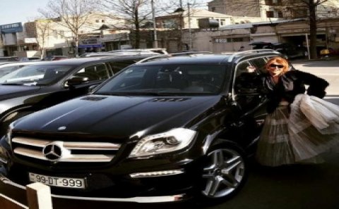 Aygün Kazımovaya yeni maşın hədiyyə edildi