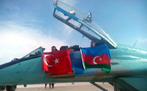 Azərbaycanla Türkiyə hərbi təlimlərə başlayıb (Fotoqalereya)
