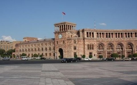 Ermənilər Çanaqqala şəhidlərini andı