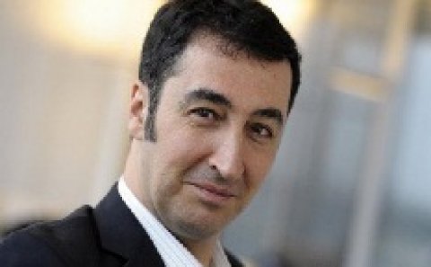 Türk millət vəkilindən şərəfsiz açıqlama