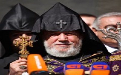 Xristianlar erməni kilsəsini niyə rədd edir? - Onları tanıyın! - FOTOLAR