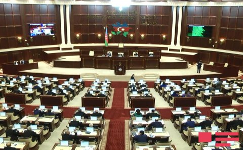 Milli Məclisin növbəti iclası başlayıb