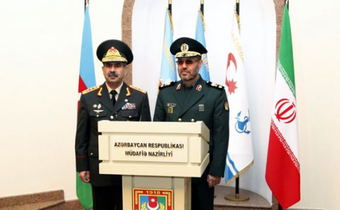 İranlı generaldan Bakıya dəstək (FOTO)