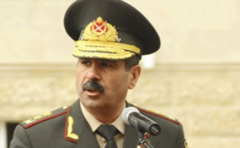 Zakir Həsənov veteranları təbrik etdi