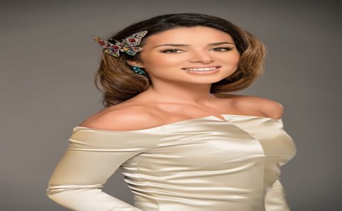 Deputat məşhur Azərbaycan mahnısını ifa edib - VİDEO