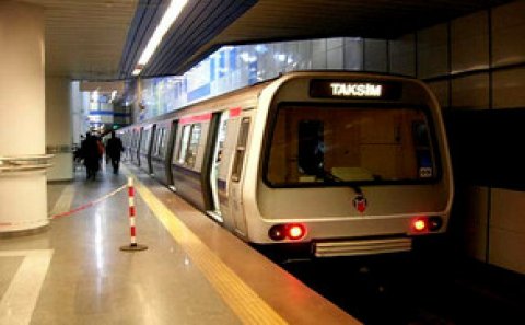 Metro stansiyasında partlayış - İstanbulda