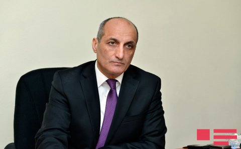 “Bəzi “iqtisadçı ekspertlər”in tamahı ucuz populizmə köklənib”