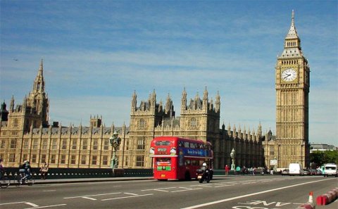 London aksiyası: Qərb texnoloqlarını ifşa edən daha bir addım - TƏHLİL