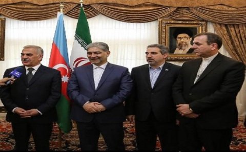Vasif Talıbov Təbrizlə memorandum imzaladı