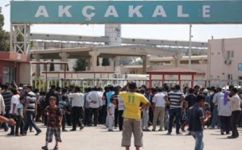 Türkiyə sərhədini qaçqınlara açdı