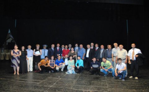"Min atlı keçdi" tamaşasının premyerası keçirilib