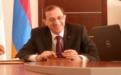 İdmanı siyasətlə qarışdırmaq lazım deyil