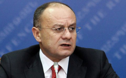 "Zakir Həsənovla telefonda danışmıram"