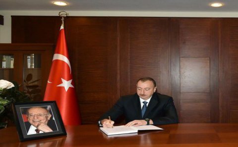 Prezident Türkiyə səfirliyində