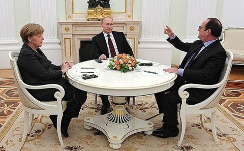 Putin, Olland və Merkel bir arada