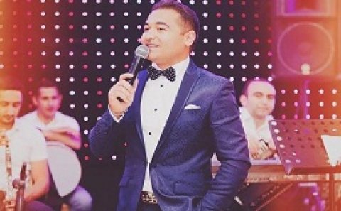 "Hələ ki, toy haqda düşünmürəm"