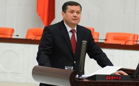 "Nə üçün Azərbaycana gələndə hər şey pis, Ermənistana gələndə isə yaxşı görünür?"