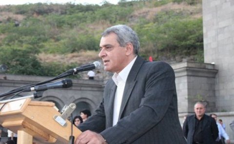 “Ermənistanın statusunu ağırlaşdırdın”