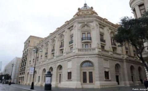 Teatr əməkdaşlarını mükafatlandıracaq