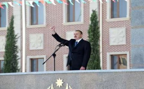 Eşq olsun Azərbaycan Ordusuna!