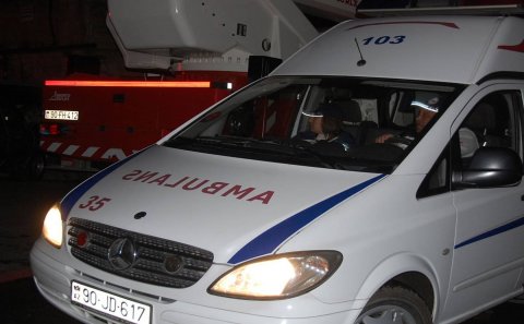 Sərnişin avtobusu ilə minik avtomobili toqquşub
