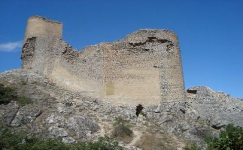 Qədim Şabran turistlərin diqqət mərkəzindədir