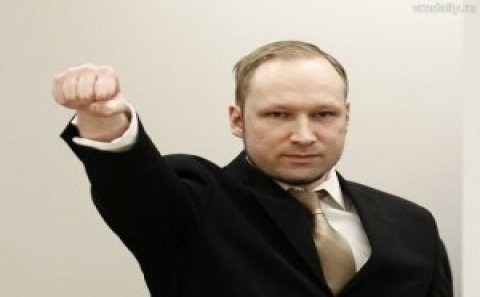 77 nəfəri qətlə yetirən Anders Breyvik Oslo Universitetinə qəbul olub