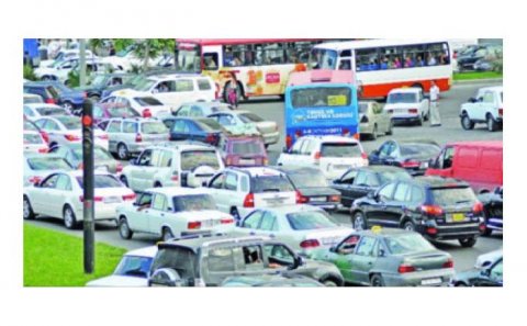 Rayon qeydiyyatında olan minik avtomobillərinin Bakıya girişinə məhdudiyyət qoyulacaq