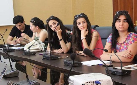 “Həyəcan siqnalı” layihəsinin növbəti təlimləri keçirilib