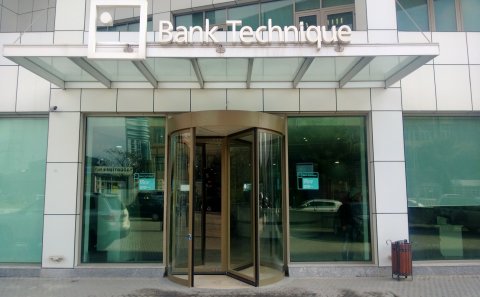  Müflisləşən banklar sürətlə tərəfdaşlarını itirir: Götürülən kreditlərin taleyi necə olacaq?