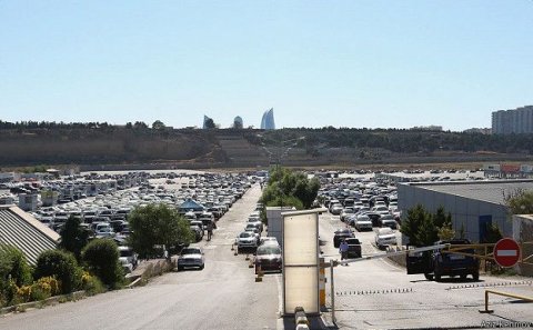 Maşın bazarı niyə çökür? - Araşdırma