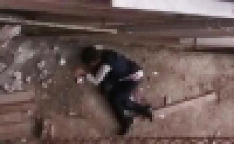 İstanbulda ABŞ konsulluğuna hücu edən qadın yaralı tapıldı