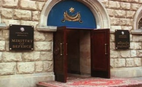 Müdafiə Nazirliyinə sözü olanların nəzərinə