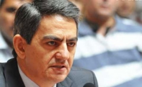 Beyləqan cəbhəçisi Əli Kərimlinin istefasını tələb edir