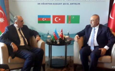 “Beynəlxalq qurumlar suriyalı erməni qaçqınların Azərbaycanın işğal olunmuş ərazilərinə yerləşdirilməsinə diqqət yetirməlidir