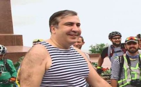 Ukraynalılar Saakaşvilini baş nazir etmək üçün imza yığmağa başladılar