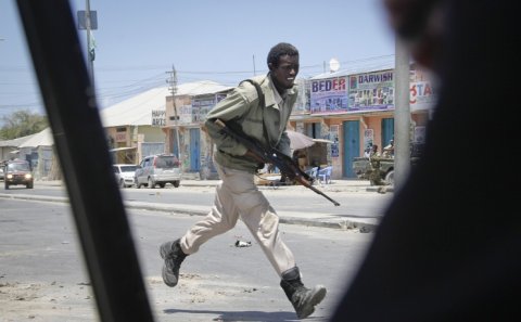 “Əş-Şəbab” terror qruplaşması Somalidə iki şəhəri ələ keçirib