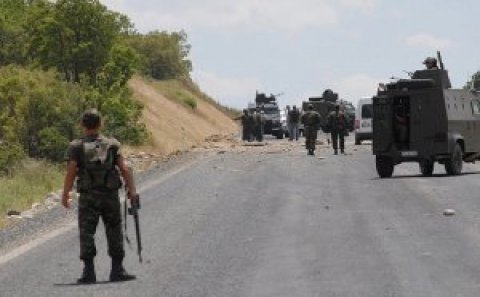 Dəhşətli terror hücumu: 15 əsgər şəhid oldu