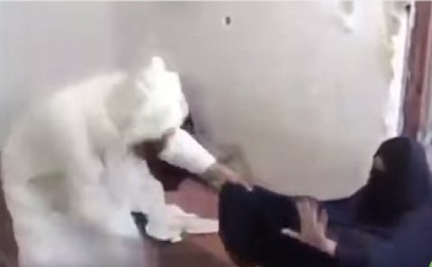 İslam adından istifadə: “Qadınları döyün”-VİDEO