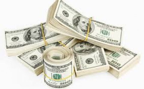 Dollar bahalaşıb, avro ucuzlaşıb