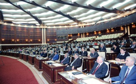 Beş ilin “Ən fəal deputatları” - SİYAHI
