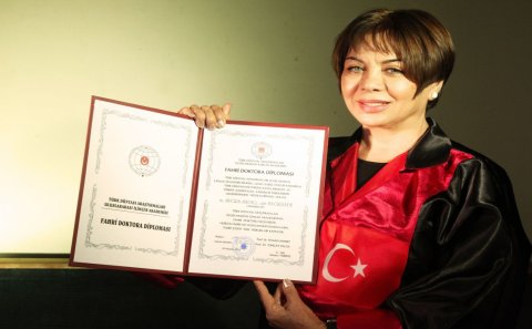 Əməkdar artist Suğra Bağırzadə fəxri ada layiq görülüb