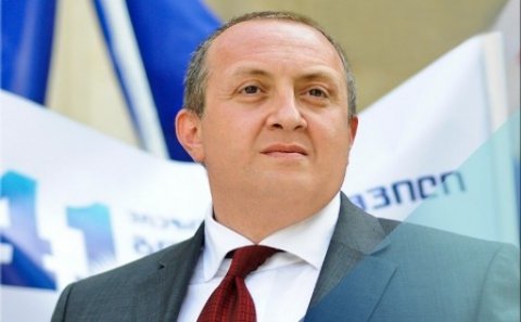 Gürcüstan prezidentinə hörmətsizlik: Öz ölkəsinin səfiri onu qarşılamadı