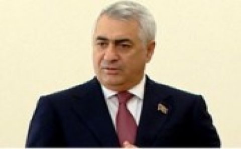 Cavid Qurbanovun mediadakı dəmir əli – QSC sədrindən siyasi şou